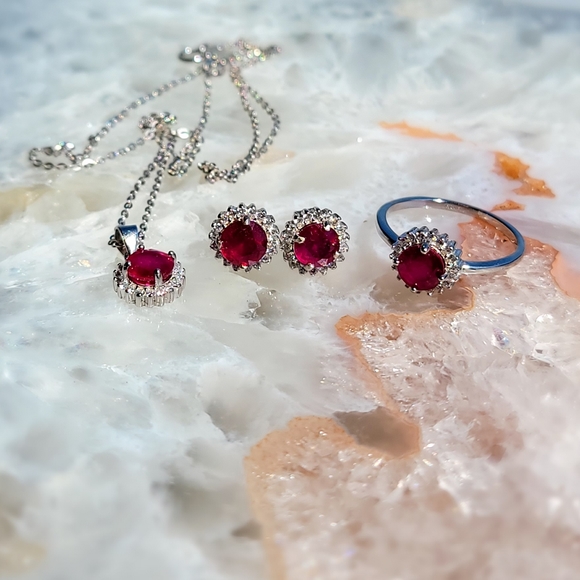 NEW STERLING SILVER 925 + 14k GOLD PLATED Heated Red Ruby Pendant - Picture 5 of 6